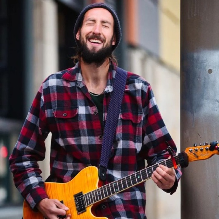 Peter Olschner, guitar teacher